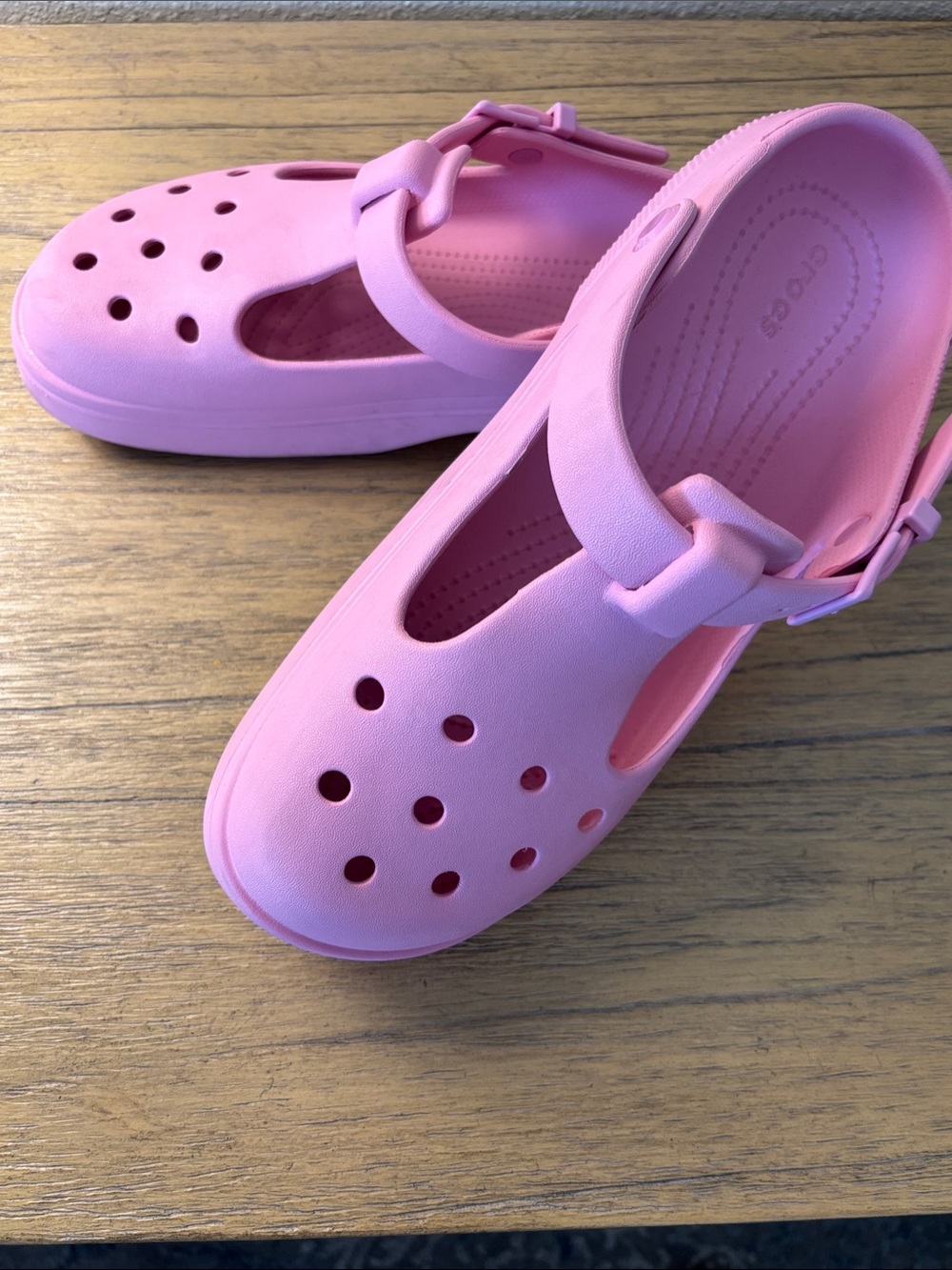 CROCS Women’s Light Pink Mary Jane-Style Clogs